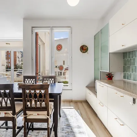 Calm Haven Modern 2br By Pikhost Lejlighed Tirana