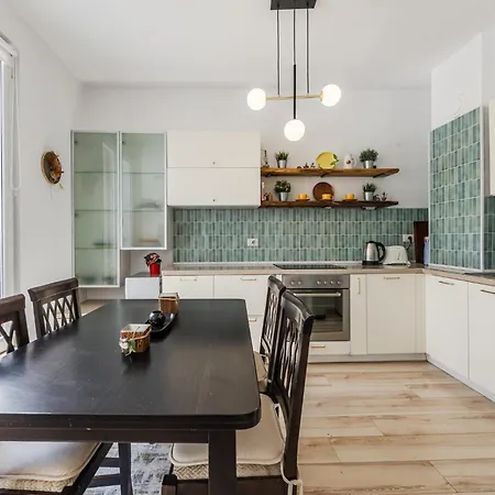 Calm Haven Modern 2br By Pikhost
