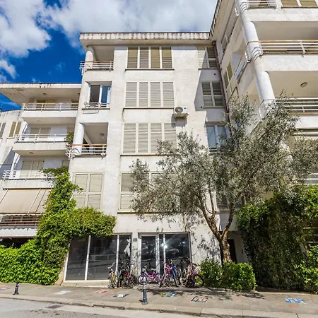 Lejlighed Calm Haven Modern 2br By Pikhost Tirana